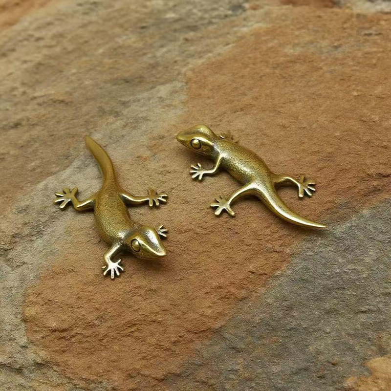 Handmade Bronze Retro Gecko Li - Office Tech review and price